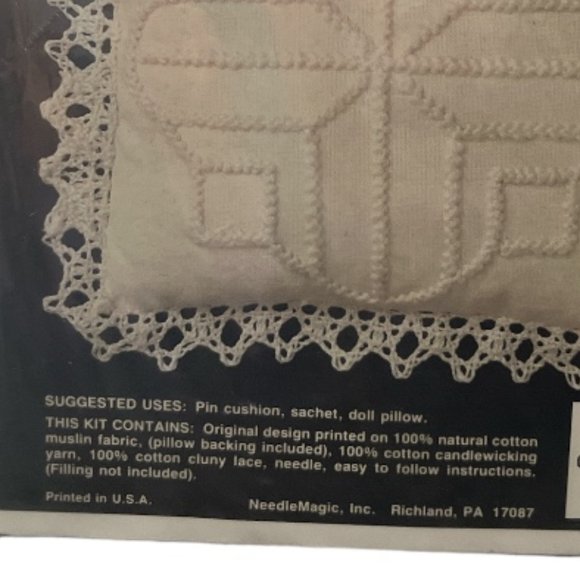 TWILLING by Needle Magic Kit Art 6008 Reflections Sachet Pin Cushion - Picture 5 of 6